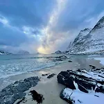 Sunyard House Lofoten *