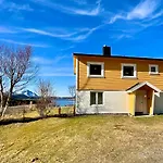 Sunyard House Lofoten Leknes